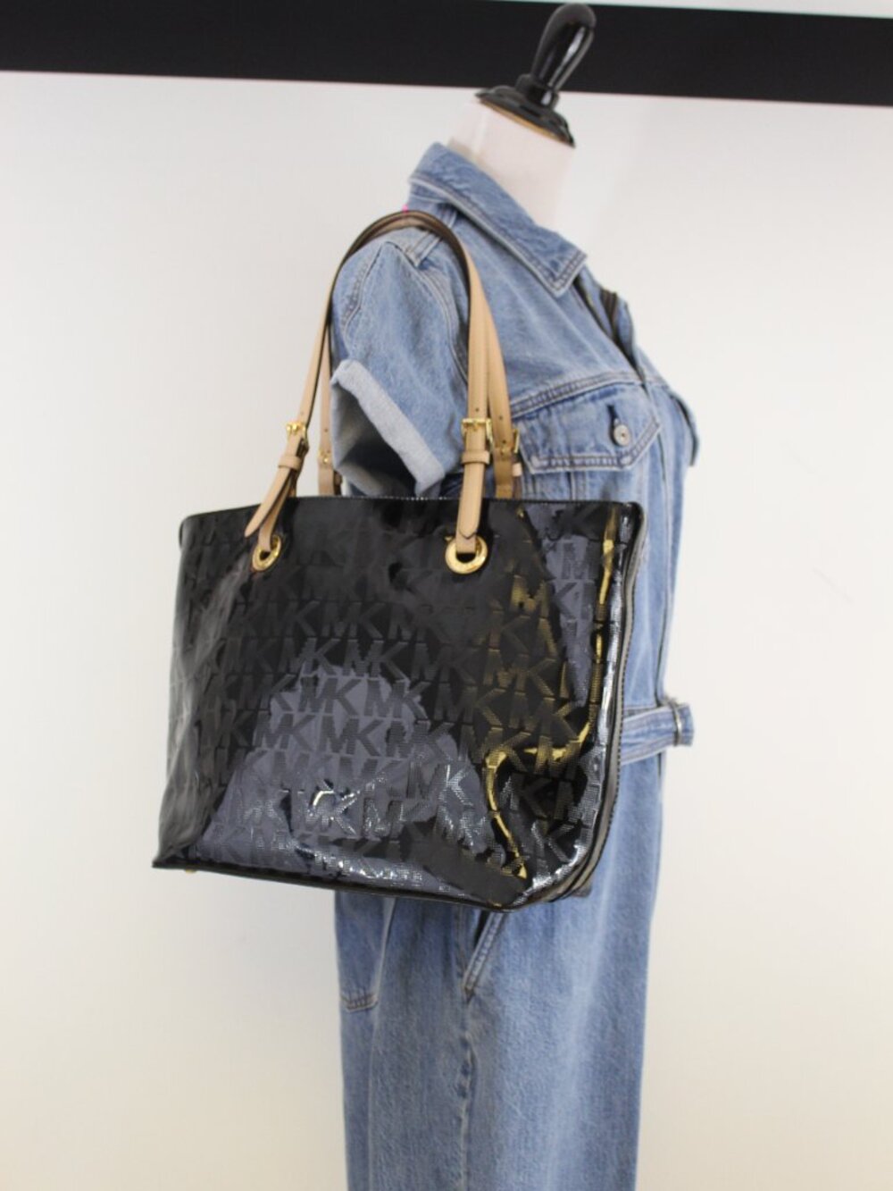 Michael Kors MK Logo Tote Black Patent PVC Large‎ Shoulder Bag Gold
